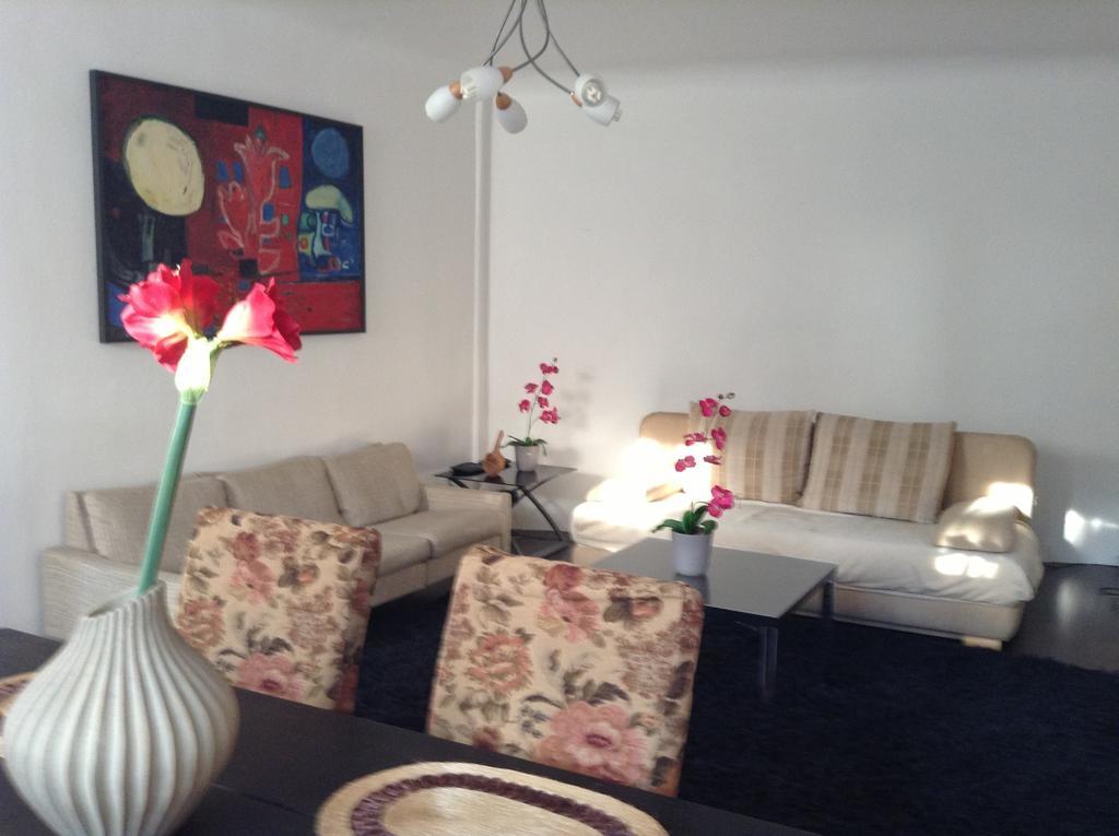 Cheap And Chic Huoneisto Riika